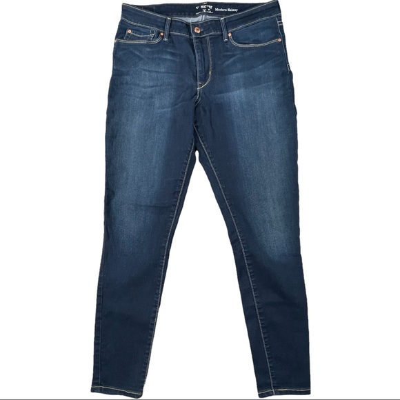 Signature Levi’s Strauss size 32 blue distressed stretchy skinny jeans like new - Picture 1 of 9